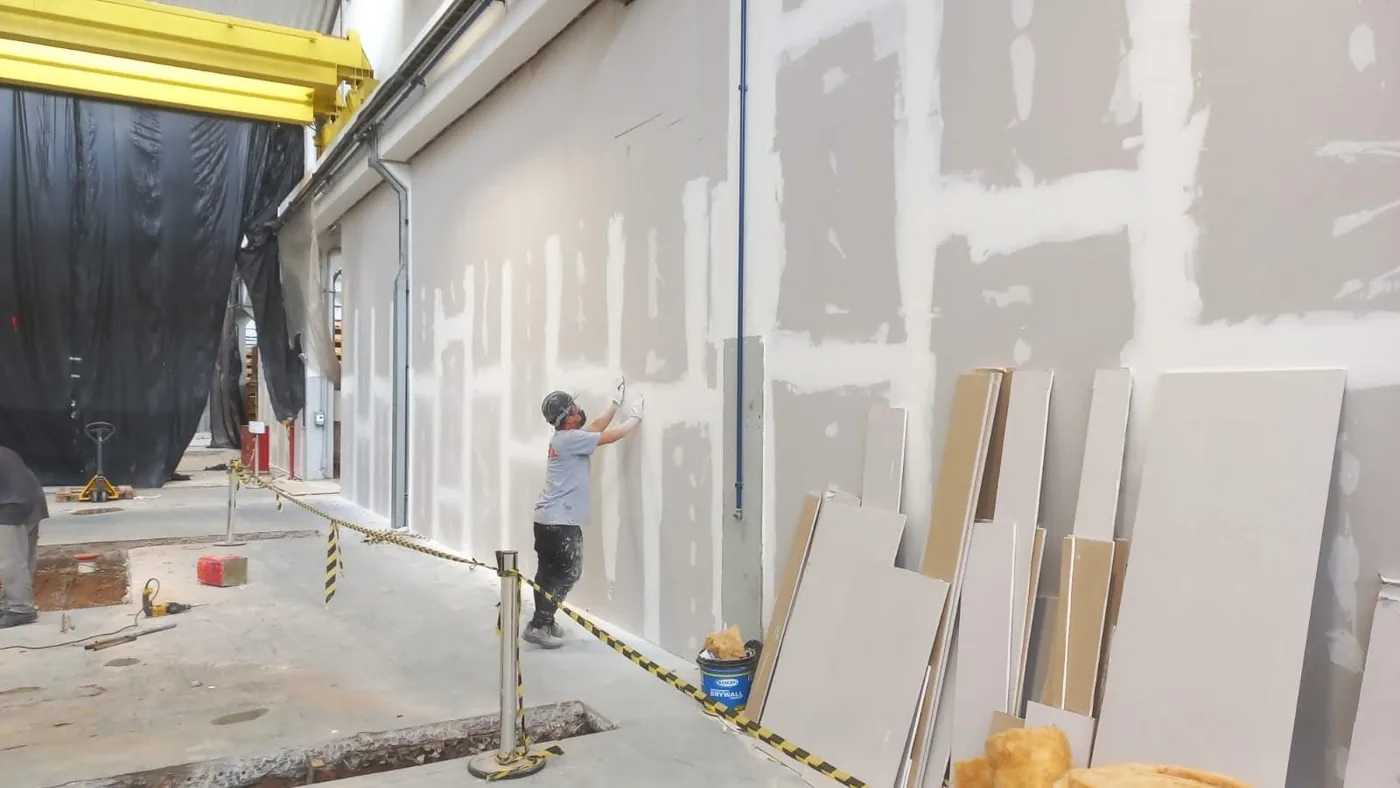 Execução de drywall